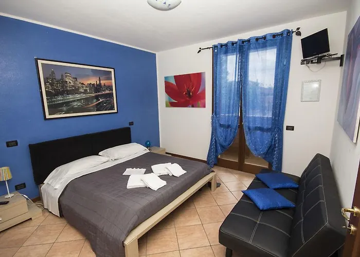 La Dimora Delle Calendule Bed & Breakfast 3*
